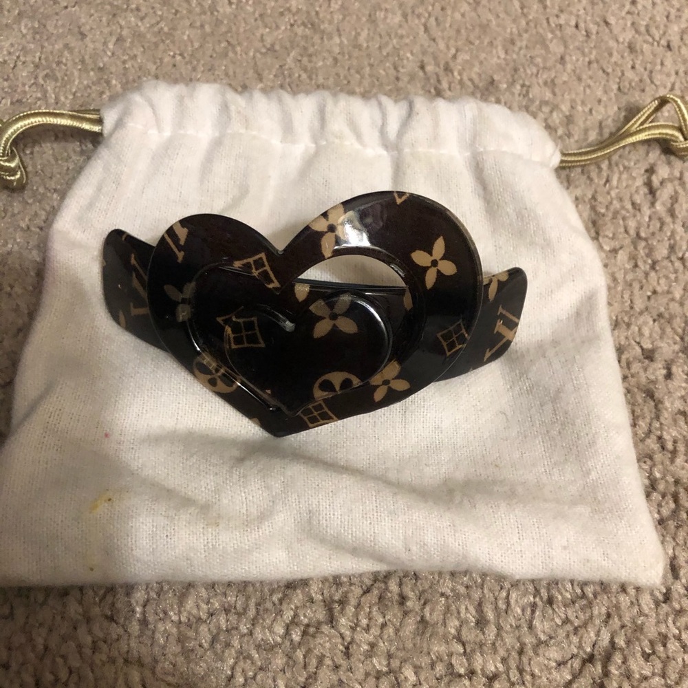 Hair accessories